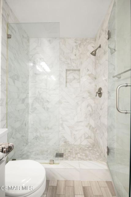 34-web-or-mls-Upmarketmedia_3123Hil-111