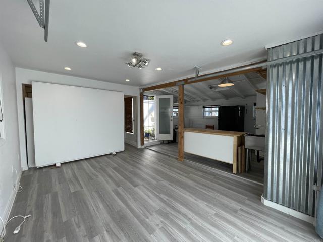 2297 Newcastle Avenue, Cardiff by the Sea CA: https://media.crmls.org/mediaz/af5b81aa-6c15-425f-ac9b-49d333973fab.jpg
