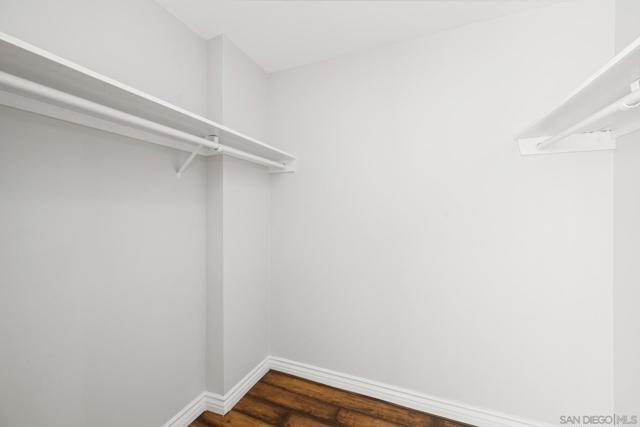 7811 Eads Ave, La Jolla CA: https://media.crmls.org/mediaz/af5c47f3-849f-4f3a-91f7-9c9fae1fa3c9.jpg