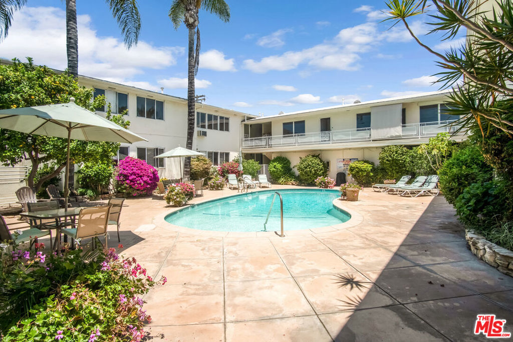 14065 Moorpark StreetSherman Oaks img 4