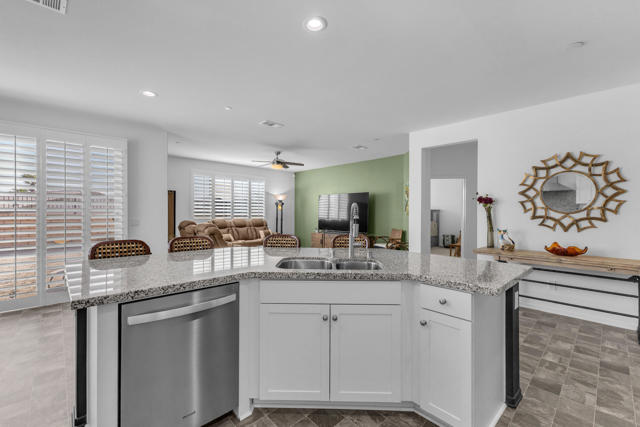 50610 Calle Cebrino, Coachella CA: https://media.crmls.org/mediaz/af5d2752-8b1f-47cc-b918-52ace7796082.jpg