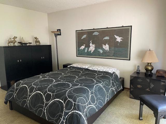 543 Cashmere Court, Sunnyvale CA: https://media.crmls.org/mediaz/af5e2ac7-799e-4666-84d9-a15f287ec022.jpg