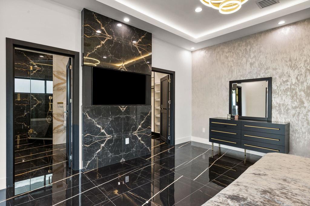 MLS #219138445DA image #16