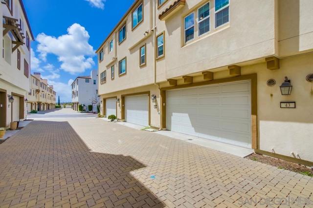 Image 22 of 39 For 12962 Peppergrass Creek Gate  43