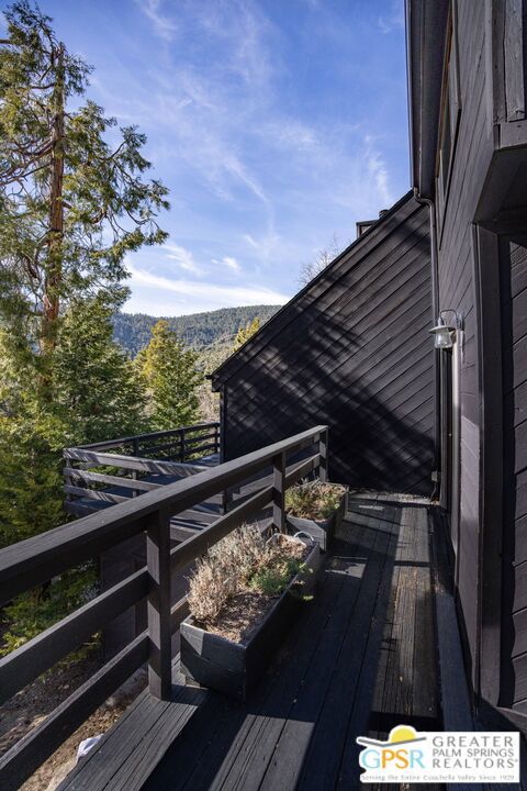 25150 Cougar Road, Idyllwild CA: https://media.crmls.org/mediaz/af5fa487-3dc4-4398-9734-6beffb7b6986.jpg