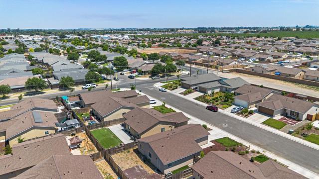 733 Marcelina Court, Merced CA: https://media.crmls.org/mediaz/af6005b7-0931-4254-b521-35bf5d9b30c1.jpg