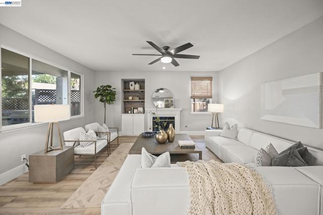 9 Cross Bridge Pl, Danville CA: https://media.crmls.org/mediaz/af6045b0-cd6f-4c27-9a82-d8728d410f7c.jpg