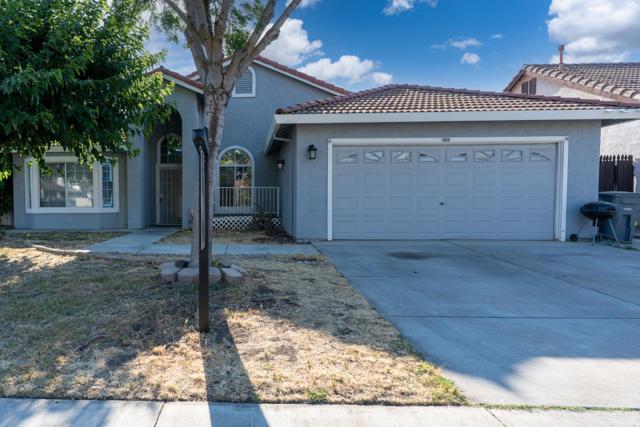 1928 Davis Drive, Los Banos CA: https://media.crmls.org/mediaz/af60698d-4508-4e34-ac73-92282fc41eca.jpg