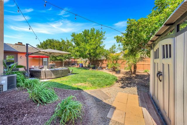 448 Kennedy Court, Escondido CA: https://media.crmls.org/mediaz/af6096a4-9499-480b-8336-90752f1ad2e1.jpg