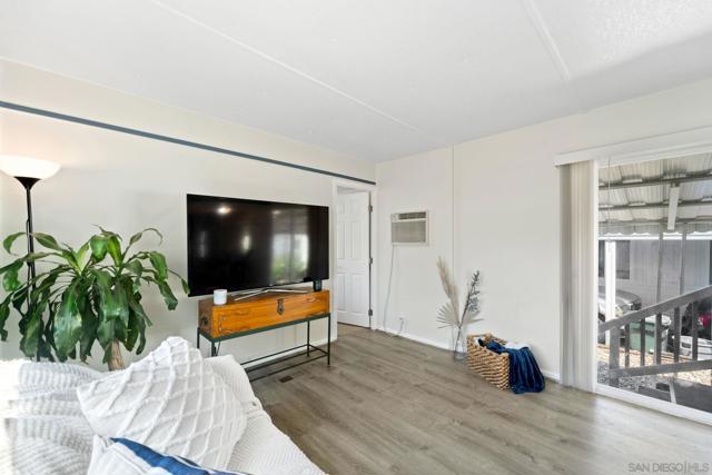 1515 Capalina Rd, San Marcos CA: https://media.crmls.org/mediaz/af60c265-b70f-4ad1-a3eb-18da71790812.jpg