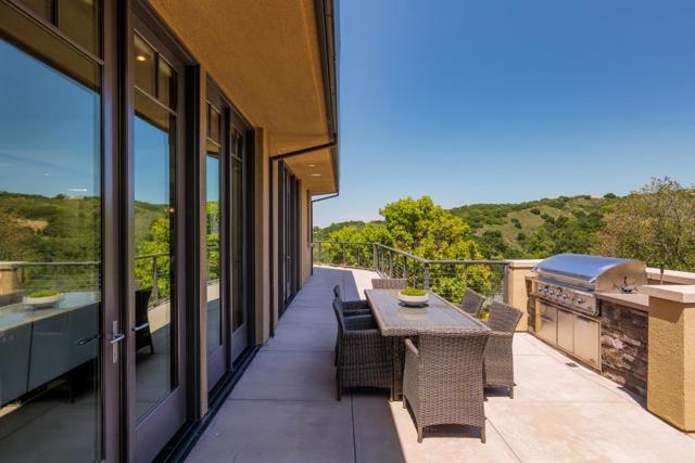 5 Redberry, Portola Valley CA: https://media.crmls.org/mediaz/af6152d2-9e18-4a1d-86d4-0bd8c140487c.jpg