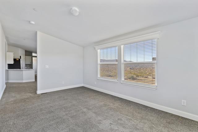 019_Family Room
