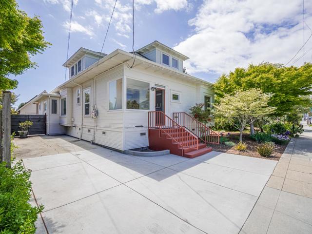 215 Trescony Street, Santa Cruz CA: https://media.crmls.org/mediaz/af62af24-9b1b-4c4e-9906-ae42eca5c8ac.jpg