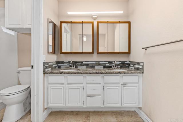 Detail Gallery Image 19 of 29 For 2067 Paseo De Anza, Vista,  CA 92084 - 3 Beds | 2 Baths