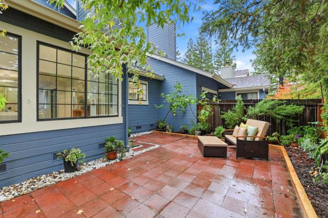 43988 Cerro Court, Fremont CA: https://media.crmls.org/mediaz/af6335d5-788b-4d93-a3ae-9be017a68d3a.jpg