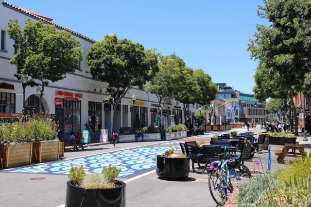 701 2nd Avenue #6, San Mateo CA: https://media.crmls.org/mediaz/af634e5f-8b82-4a04-882b-4a11f48b3ca6.jpg