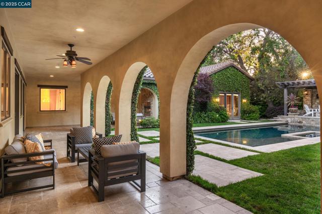 160 Camille Ave, Alamo CA: https://media.crmls.org/mediaz/af63a803-6379-4873-9071-3d244c221436.jpg