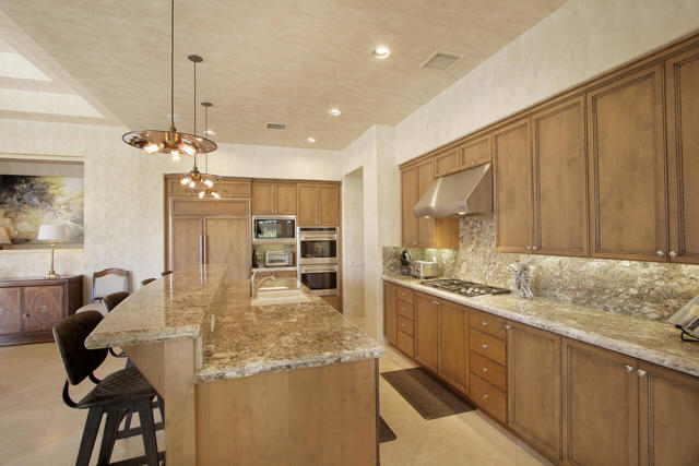 Image 14 of 43 For 77613 Via Villaggio