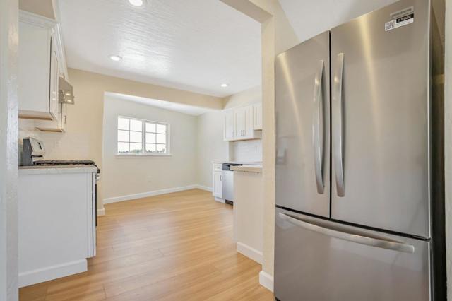 720 Lockhaven Drive, Pacifica CA: https://media.crmls.org/mediaz/af65fece-338a-4262-90c0-90eee18a7d03.jpg
