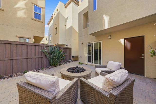 8337 Summit way, San Diego CA: https://media.crmls.org/mediaz/af6604b5-c4cb-42d2-a86f-8db236782cc1.jpg