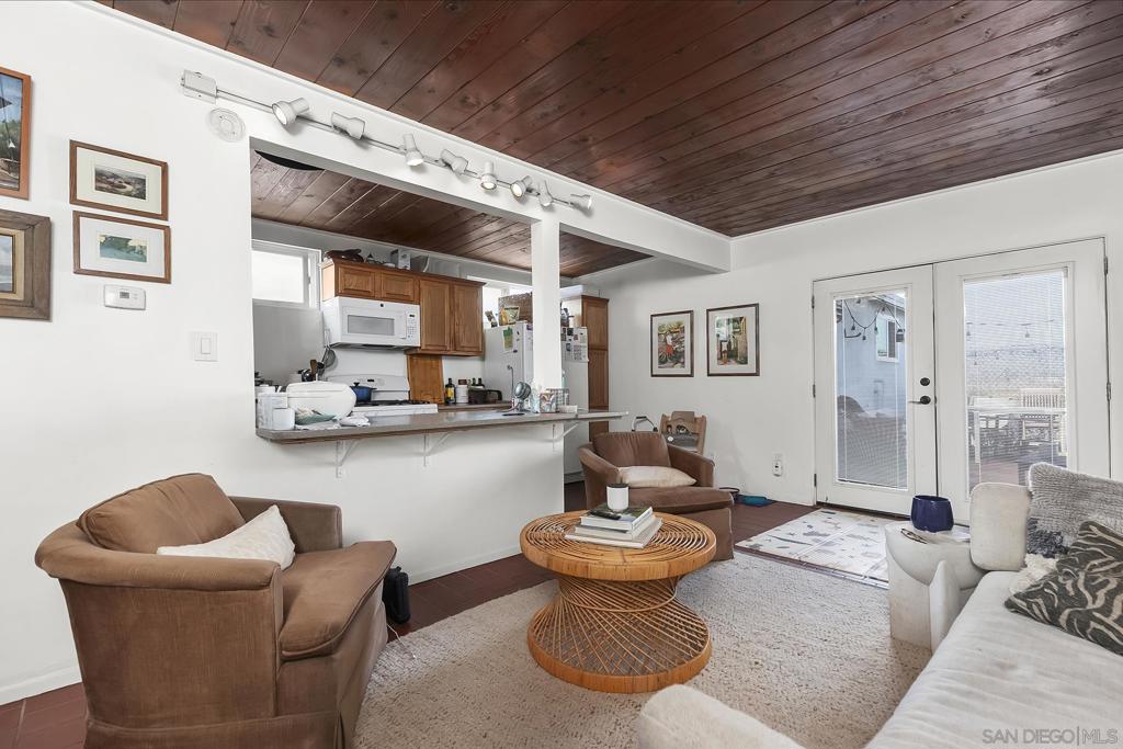 MLS #250036828SD image #9