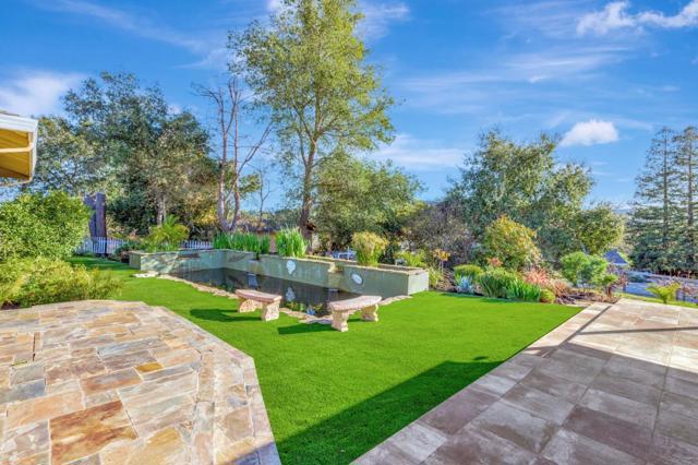 10260 Lucky Court, Gilroy CA: https://media.crmls.org/mediaz/af68307a-db8f-49ab-b67e-d811d5252612.jpg