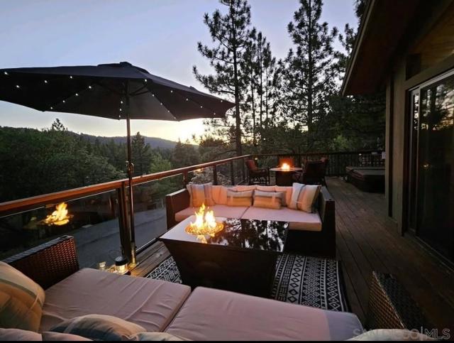 43734 Yosemite Drive, Big Bear CA: https://media.crmls.org/mediaz/af683c56-d95c-4363-9dc6-0a92fb7e70b4.jpg