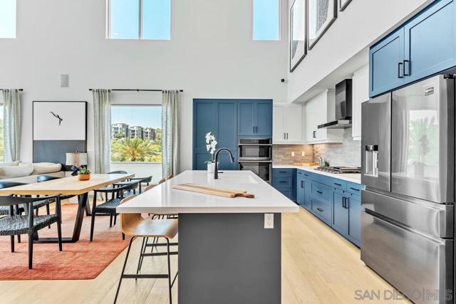 2460 Community Lane, San Diego CA: https://media.crmls.org/mediaz/af68c675-9098-4114-a428-88f574220ed4.jpg