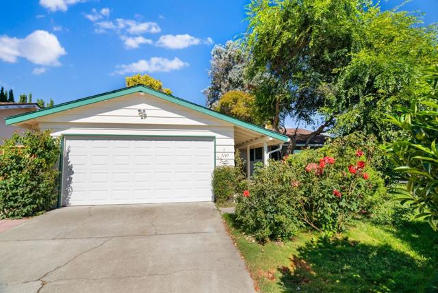 1147 Johnson Avenue, San Jose CA: https://media.crmls.org/mediaz/af68c824-d0df-43f2-bb78-1b4b914cfd38.jpg