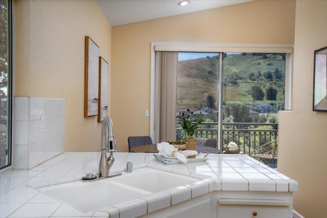 25 Windcrest Lane, South San Francisco CA: https://media.crmls.org/mediaz/af6913d2-8be3-4193-a272-9da7d4920eb7.jpg