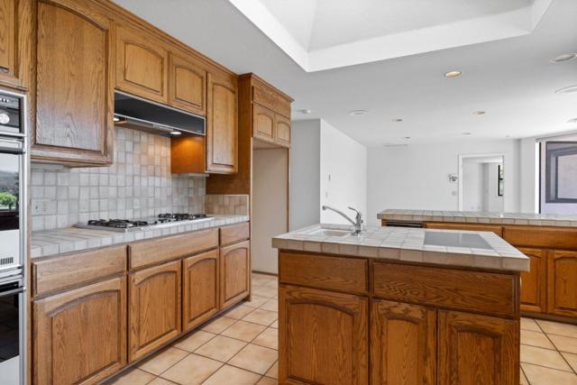 1091 Valley View Court, Los Altos CA: https://media.crmls.org/mediaz/af691abf-91cd-4842-859d-e3a656158fb2.jpg