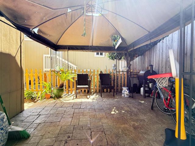 191 E El Camino Real, Mountain View CA: https://media.crmls.org/mediaz/af691d0f-e688-43b9-8e83-6218dfded20b.jpg