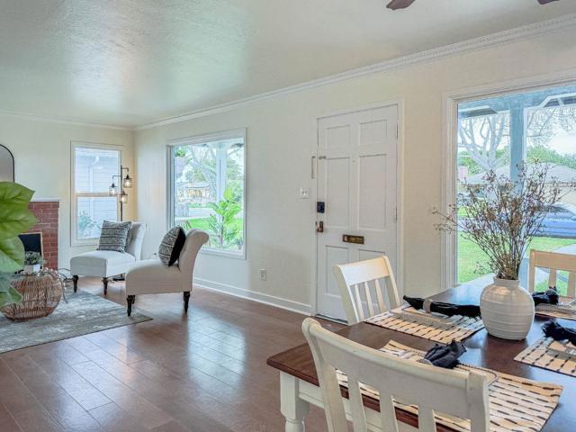 322 Chaparral Street, Salinas CA: https://media.crmls.org/mediaz/af697f14-48eb-42e6-b487-7e91c12b26cb.jpg