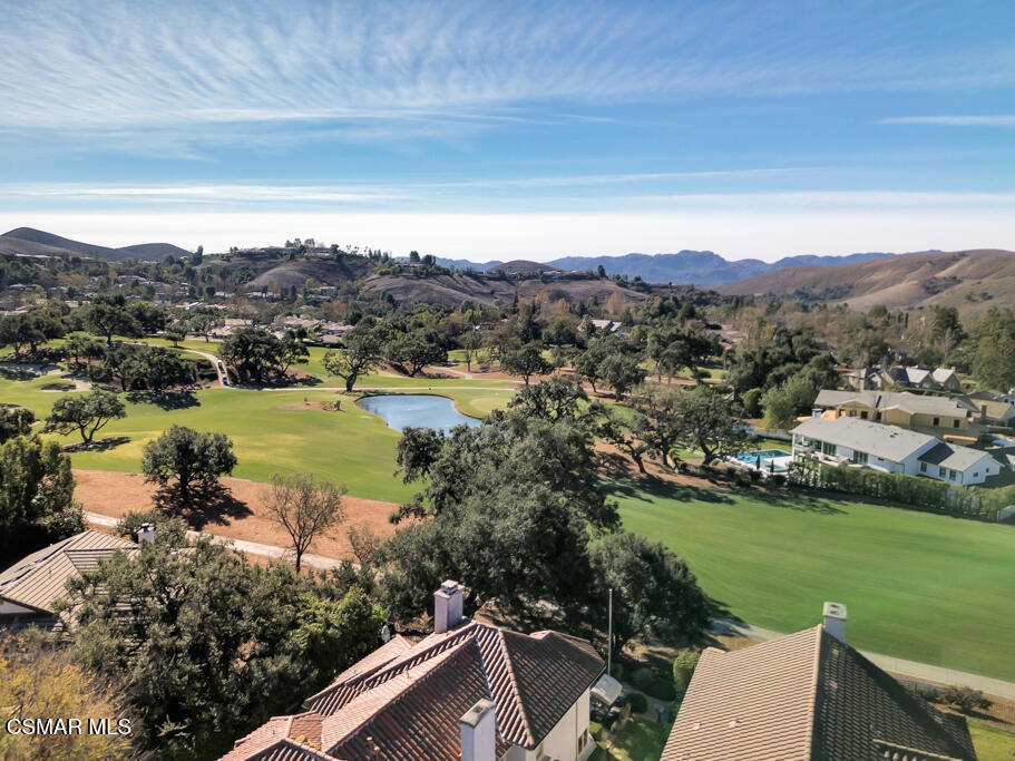 https://media.crmls.org/mediaz/af6a10c5-79f1-4a91-9853-351cca95f73e.jpg?preset=X-Large