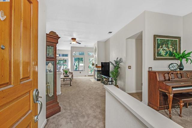 Image 2 of 36 For 7561 Helmsdale Ct