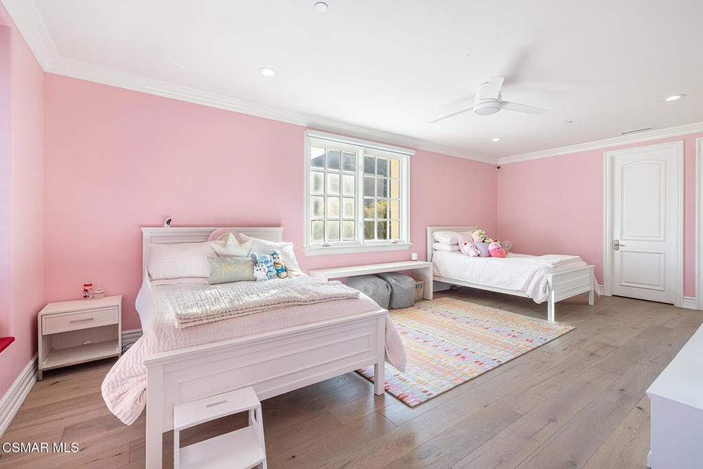 MLS #226003928 image #31