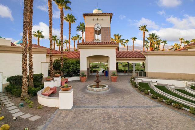 80598 Camino Santa Juliana, Indio CA: https://media.crmls.org/mediaz/af6b8b80-296f-4617-98c4-c4ff660b7b7e.jpg