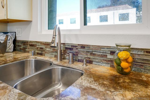 6069 Rancho Mission Rd, San Diego CA: https://media.crmls.org/mediaz/af6cef9c-ab68-485b-8aab-cde4b2bf11bc.jpg