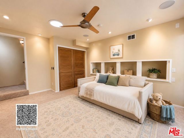 13523 Hartland Street photo 32