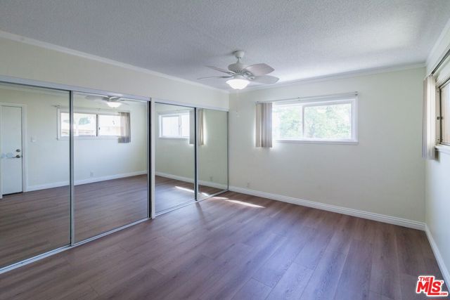 8646 Corbin Avenue, Northridge CA: https://media.crmls.org/mediaz/af6d8dae-d8f3-4de7-946c-f2090fe922b0.jpg