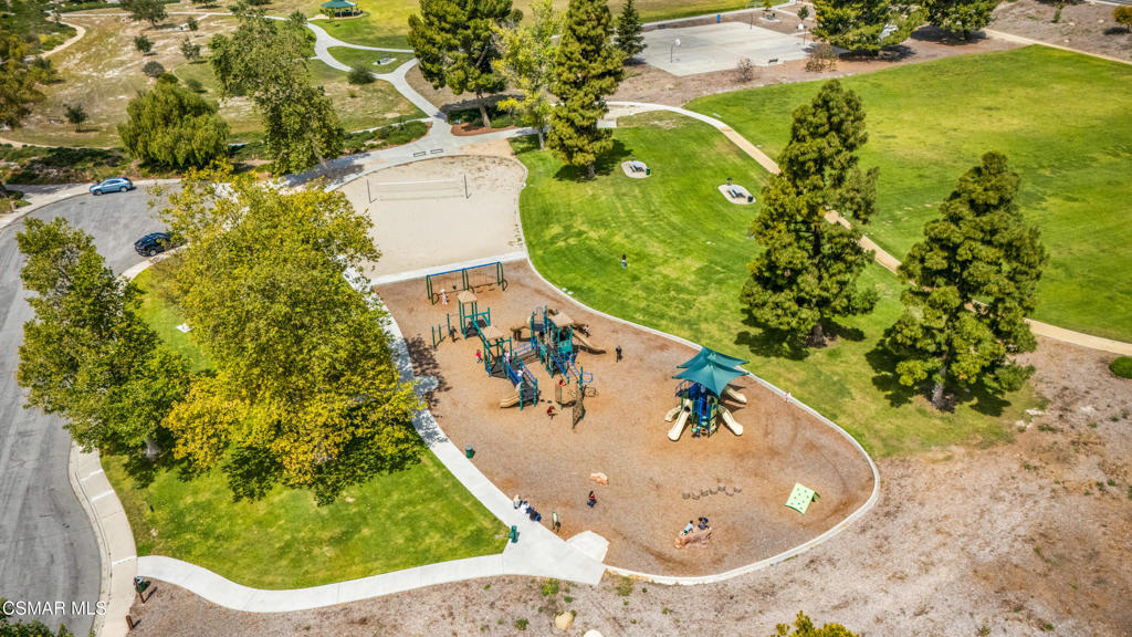 https://media.crmls.org/mediaz/af6e4728-aa17-49bd-b878-c0db9b6827c1.jpg?preset=X-Large