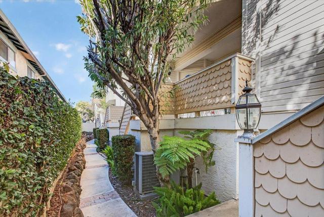 3673 S Bascom Avenue, Campbell CA: https://media.crmls.org/mediaz/af70410d-445f-404f-8e60-891053f412d3.jpg