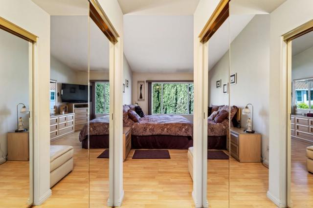 356 Meadowhaven Way, Milpitas CA: https://media.crmls.org/mediaz/af705f40-b8f6-4cbf-a895-9ab03cb32ef2.jpg