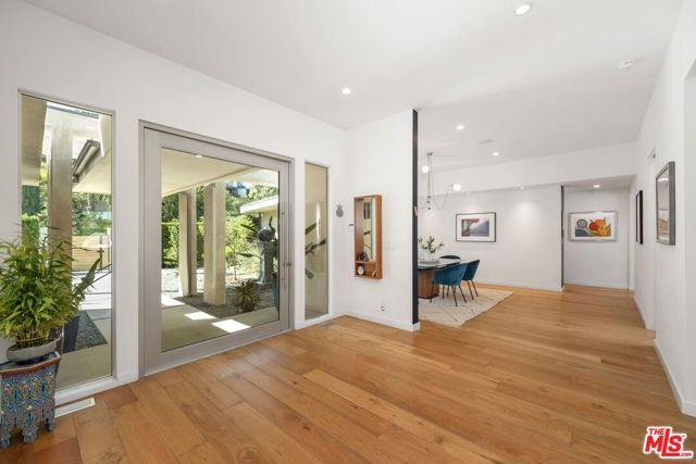 3112 Corda Drive, Los Angeles CA: https://media.crmls.org/mediaz/af7172bc-090c-4ca1-b5b5-5b3718e33b0d.jpg