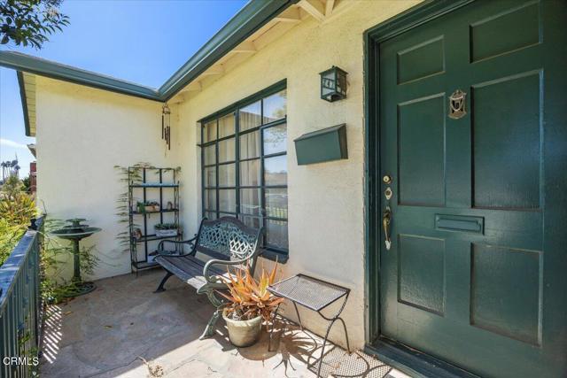 247 Douglas Avenue, Oxnard CA: https://media.crmls.org/mediaz/af71c189-9931-43b3-88eb-4119e501ca4e.jpg