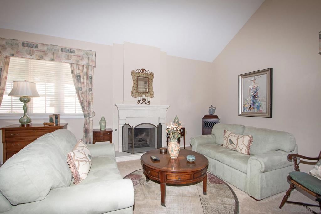 17605 Rienzi Place - photo 10