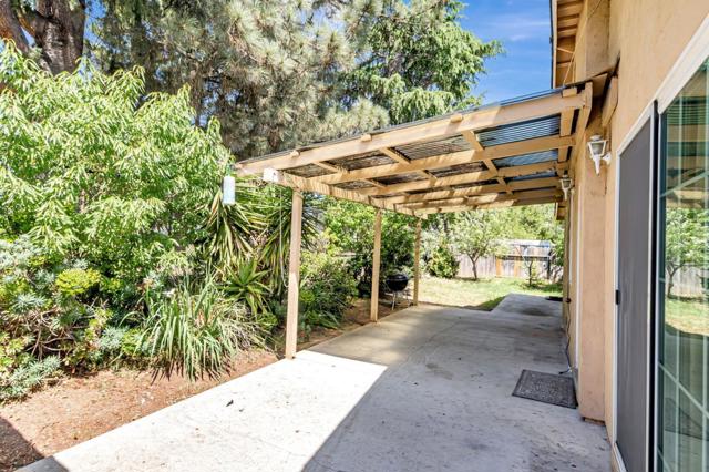 263 Vineyard Drive, San Jose CA: https://media.crmls.org/mediaz/af7285de-1dce-45d4-85e0-bbabf5836b5c.jpg