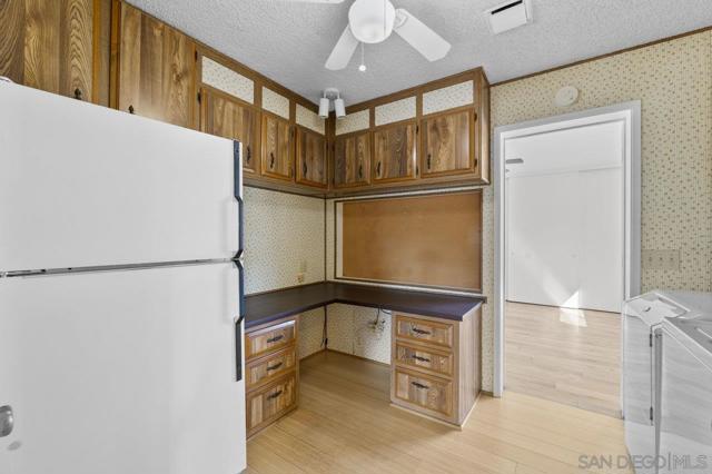 Image 67 of 75 For 3232 Twin Oaks Valley Rd