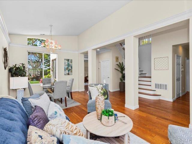 2381 Avenida Helecho, Carlsbad CA: https://media.crmls.org/mediaz/af72edee-e27a-4034-9c51-d48abdbb40fa.jpg