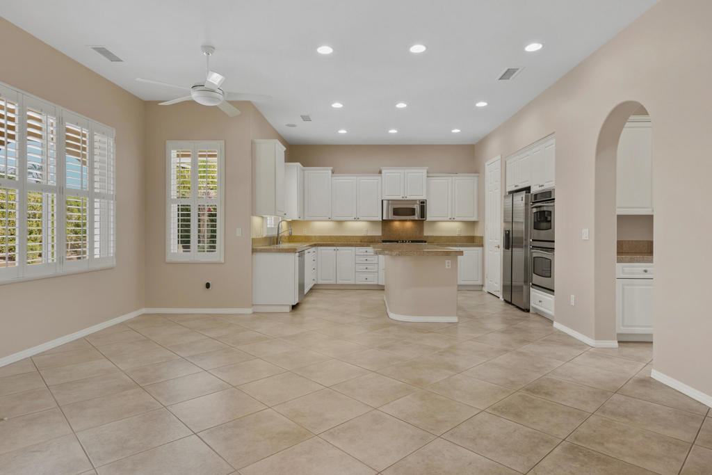 MLS #219136618DA image #17